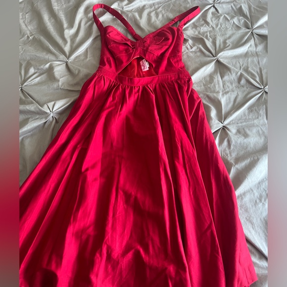 Retro Inspired Red Dress from Pin Up Girl Boutique - Picture 4 of 8